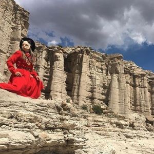 Meet your Posher, Whitney